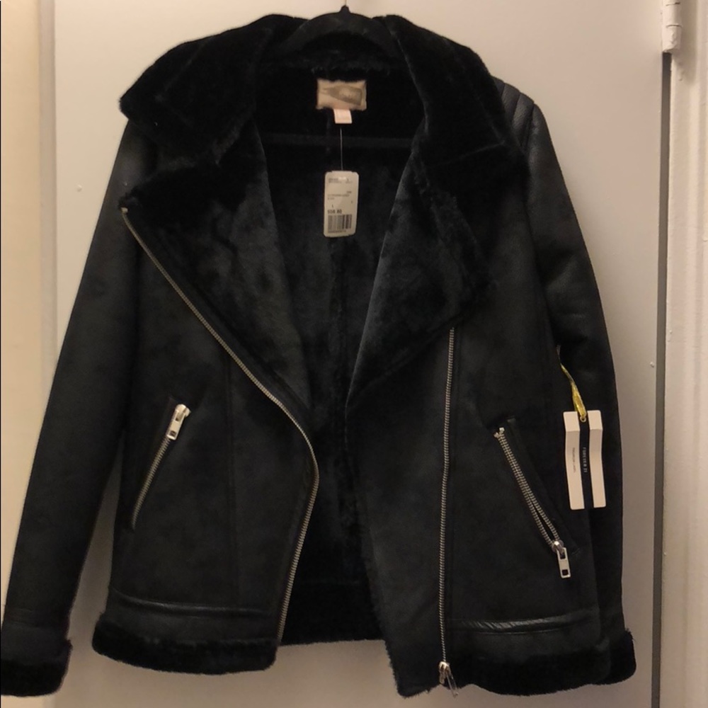 Forever21 faux sherpa moto jacket sizeL